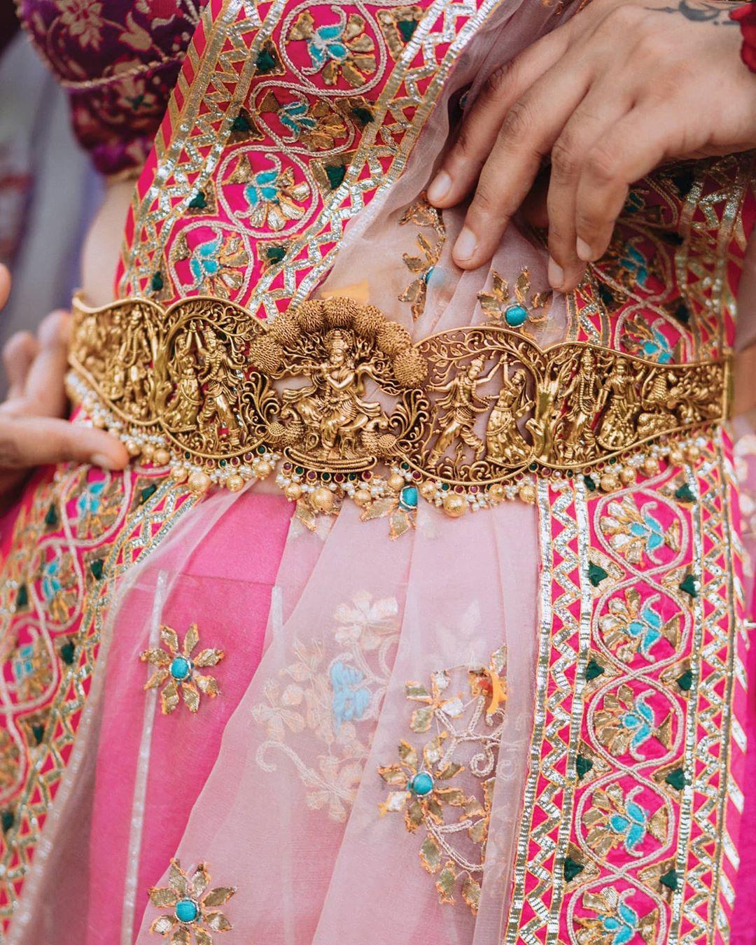 Kamar patta deals for lehenga