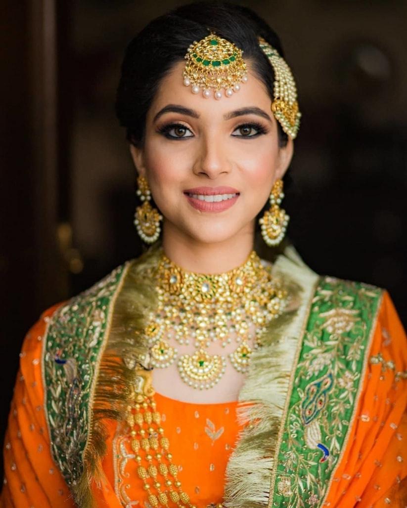 Contrasting Jewellery Ideas To Pair With Your Pink Bridal Lehenga!