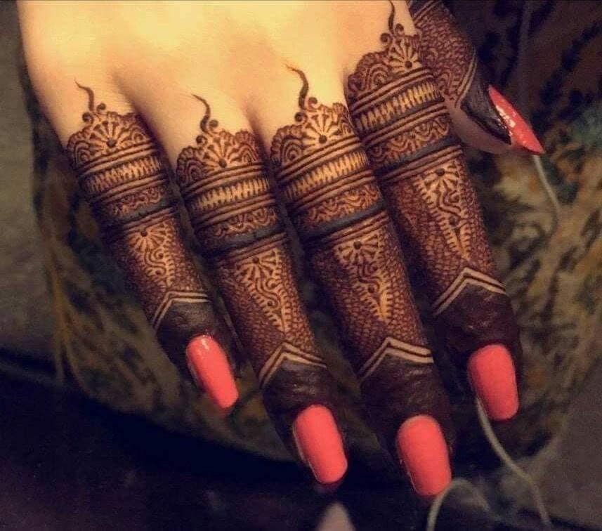 10 Trending Dubai Mehndi Designs Which Depict Your Love Story In Absolute Style 