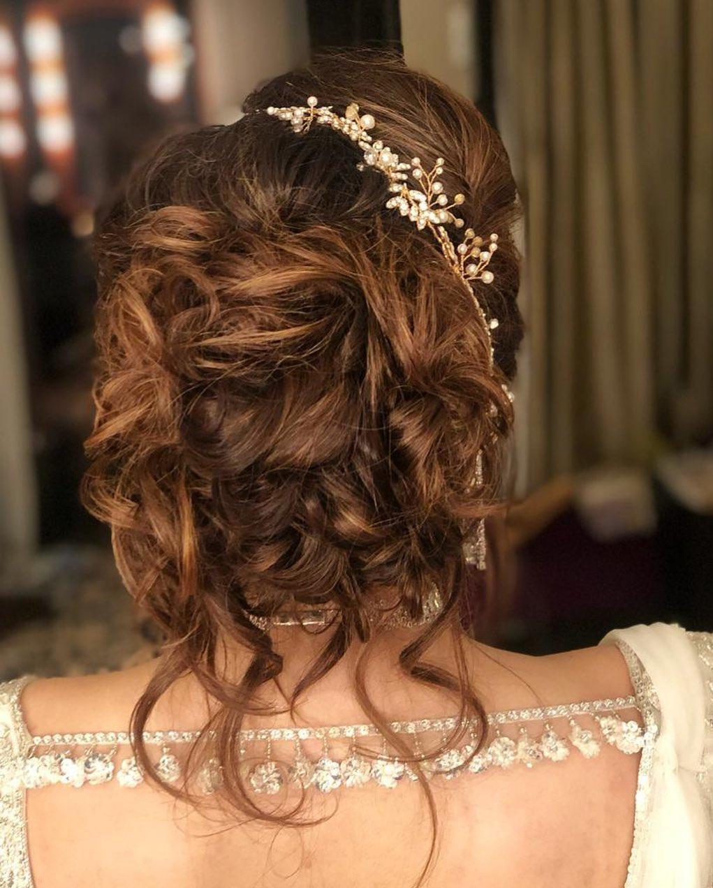 Bookmark The Most Favourite Hairdos for the Cocktail Function! |  WeddingBazaar