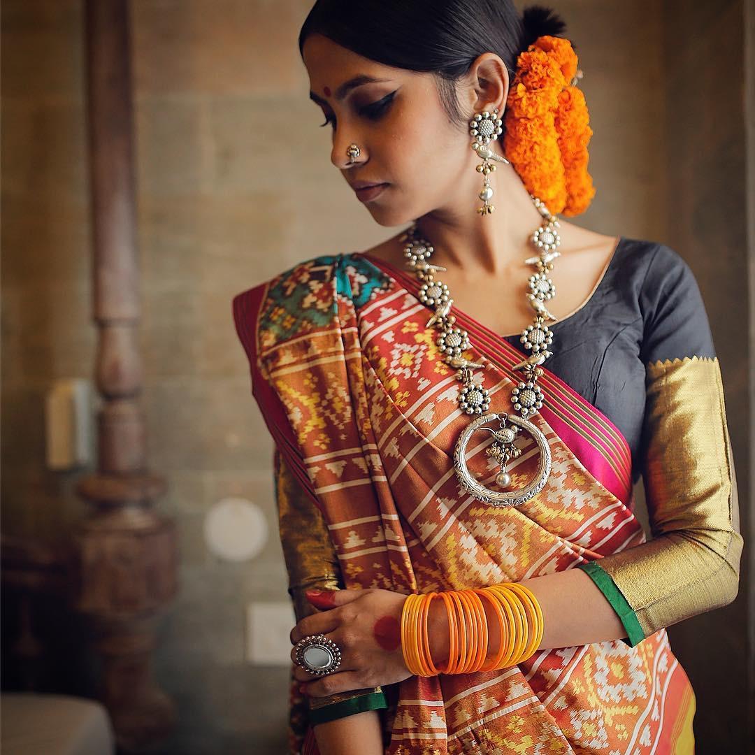 Latest Patola Saree, Patola Silk Saree For Brides - WeddingWire