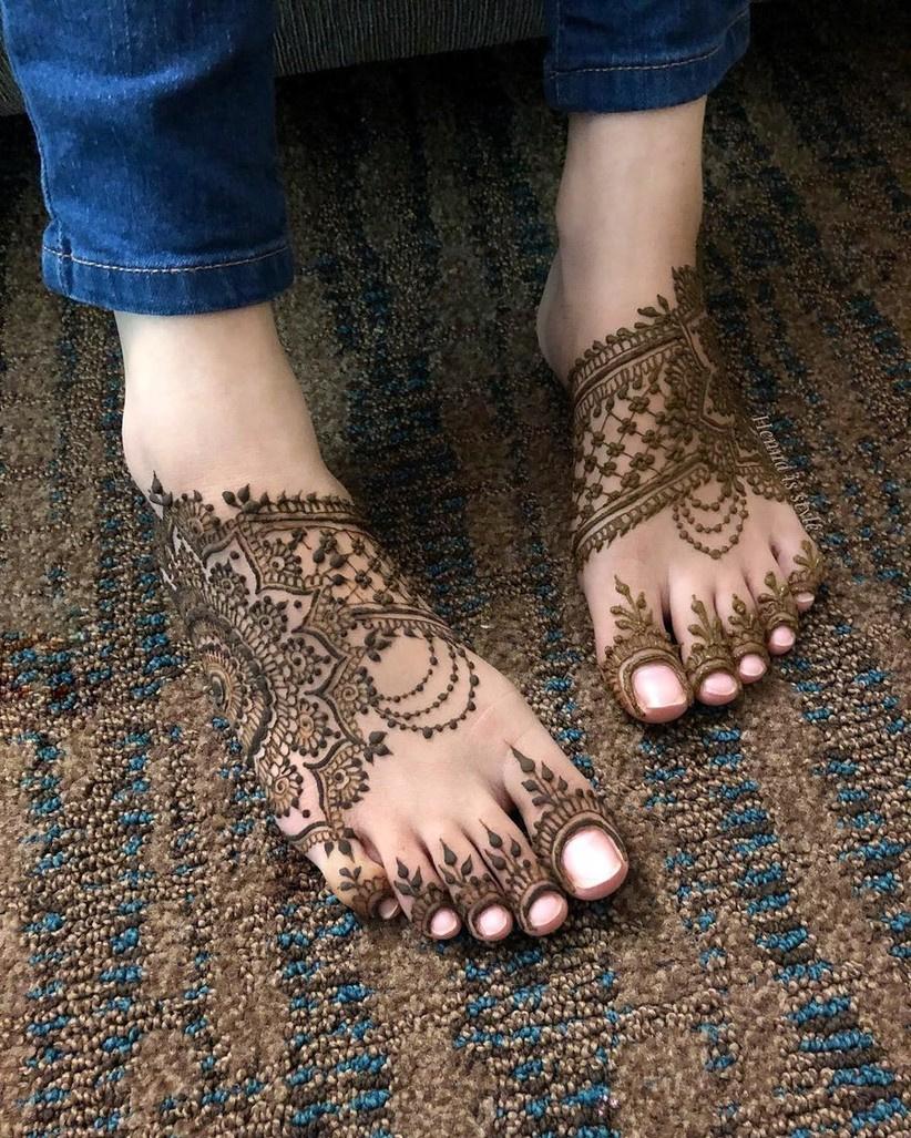 Leg Mehndi Design - 125+ Trending Mehndi Designs For Brides & Bridesmaids