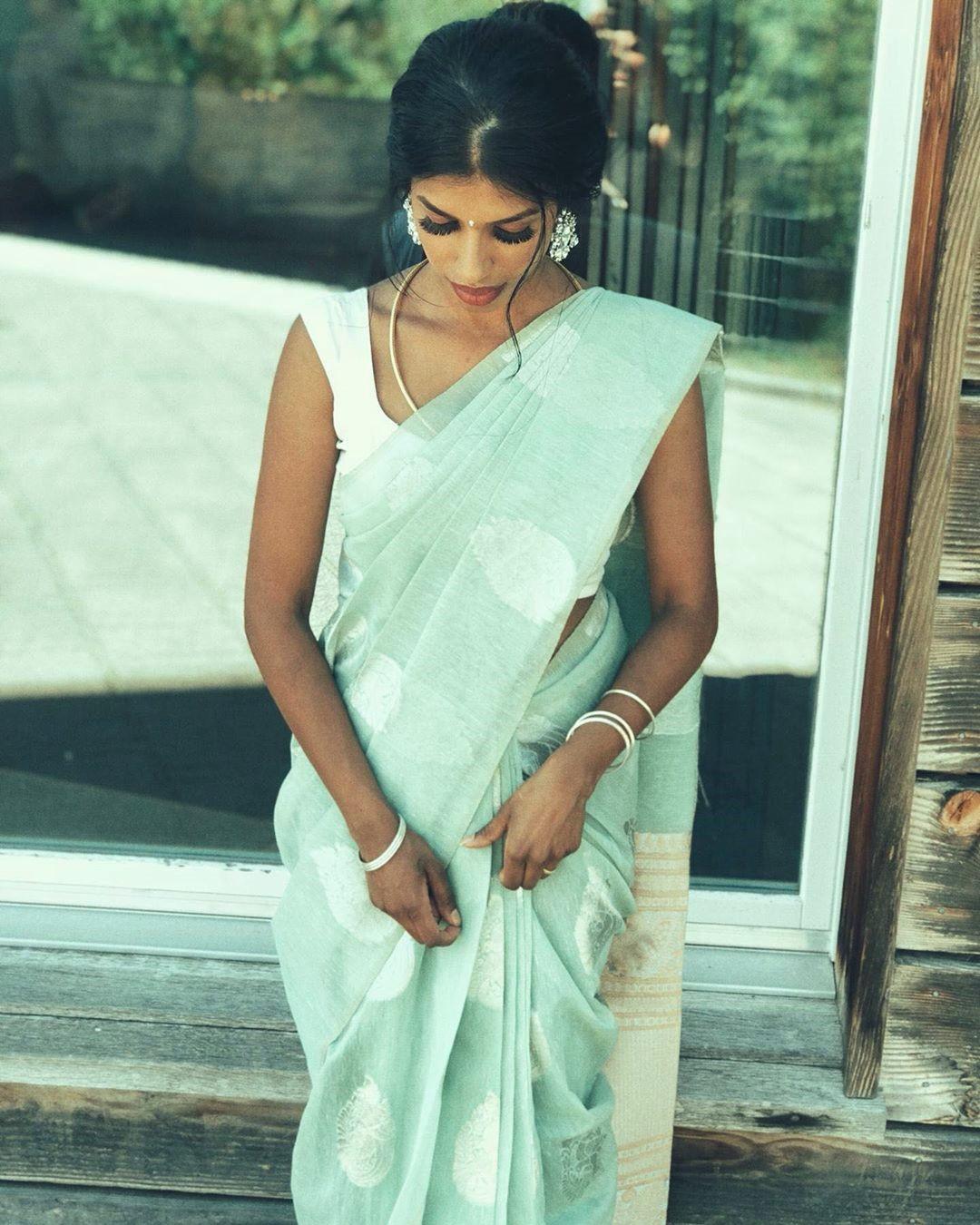 GREEN SILK SAREES LOOK FOR PARTY
