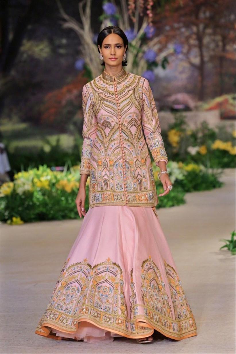 Beautiful lancha | Designer lehenga choli, Silk lehenga, Indian fashion