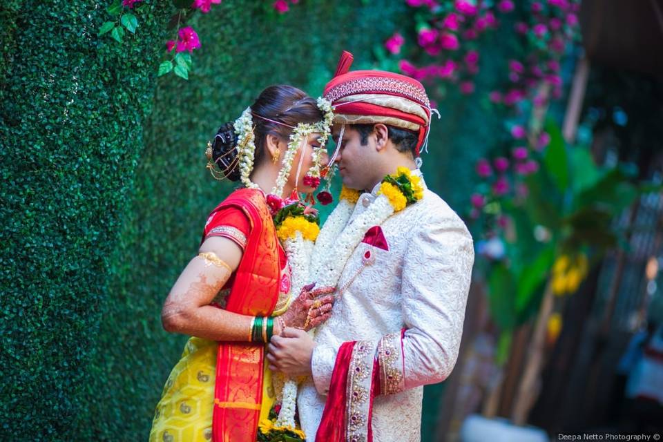 Dance the Night Away: 4 Ways to Include the Marathi Dance at Your Wedding