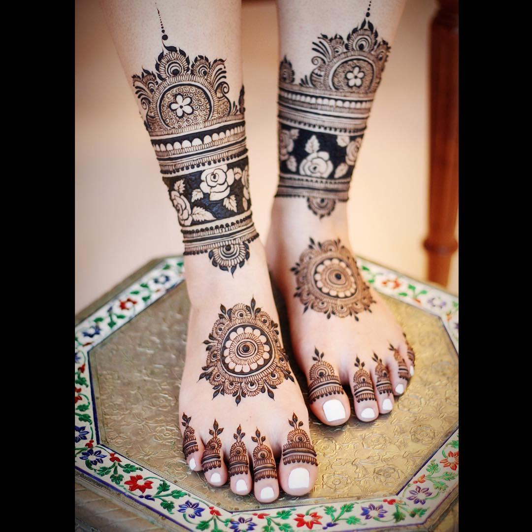 A L I S H B A - Lotus Mandalas for feet 🪷 Natural henna cone:  @kolachimehndi #mehndi #mehndidesigns... | Instagram