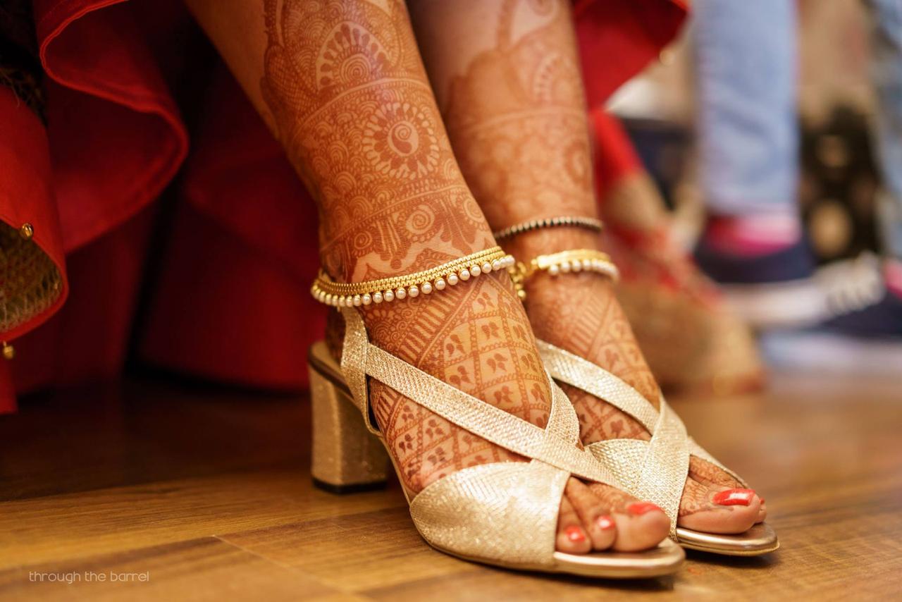 Indian Bride Wearing Fancy Shoes Slipper Stock Photo 1681582396 |  Shutterstock