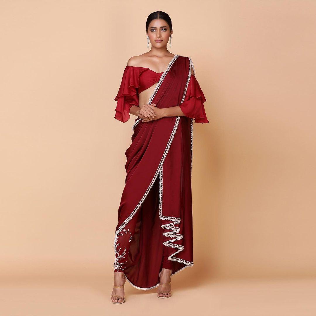 TYPES OF SAREE WEARING STYLE: FROM CLASSIC TO MODERN!