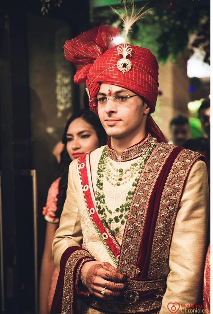 Hindu store groom dress