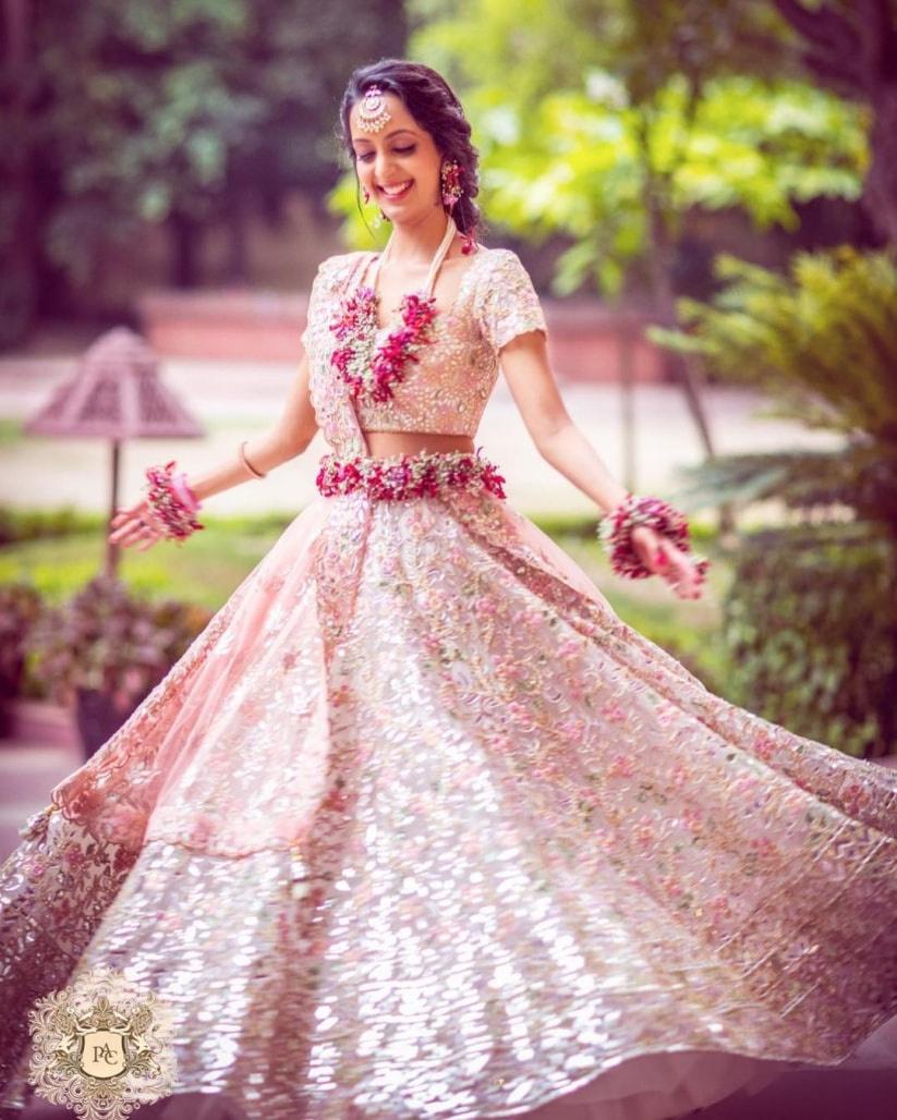 Navratri Chaniya Choli : Top 9 Ghagra Choli Designs To Rock This Season! –  tapee.in