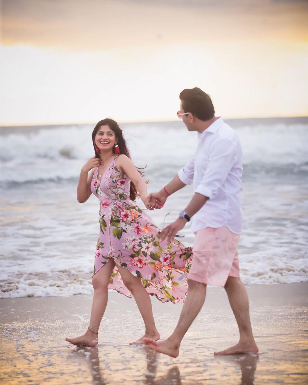 Romantic Couple Posing at the Beach Stock Photo - Image of relaxed,  portrait: 25973386