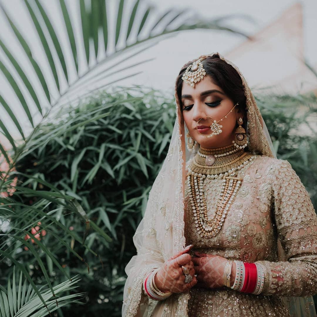 Traditional Bangles: What Do They Mean for the Indian Bride and How to ...