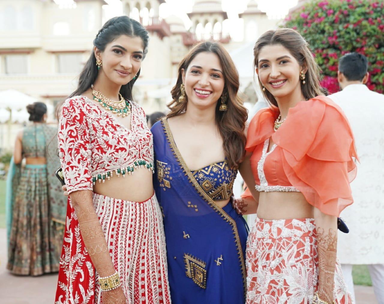 Tamannaah Bhatia & Ohaila Khan at Hanna S Khan's wedding 