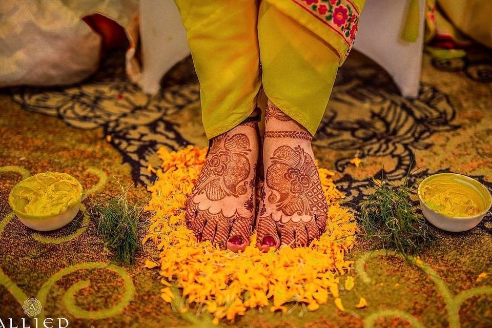 10 Mehndi Images Every Bride Should See Before Her Big Day