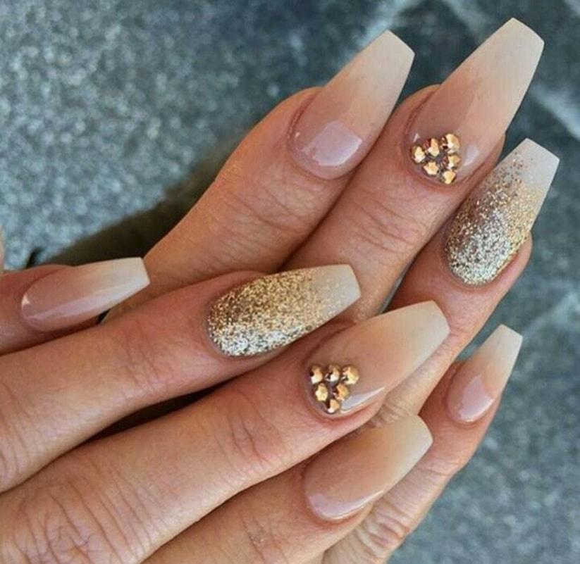 ✦⊱ɛʂɬཞɛƖƖą⊰✦ | Engagement nail art, Nail art, Nail art designs