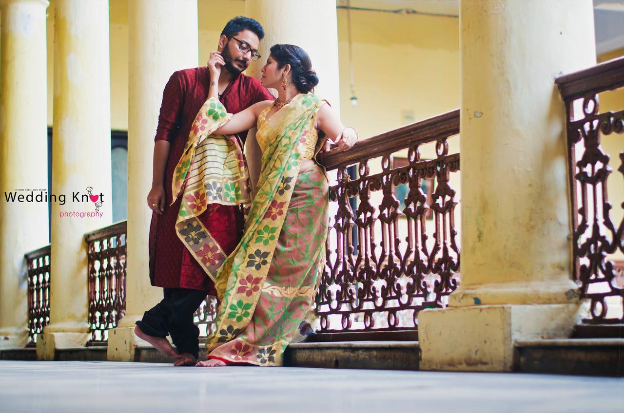 A Young Indian Bengali Assamese Married Romantic Couple Dressed in Red and  White Ethnic Indian Dress, Looking at the Camera and Stock Photo - Image of  style, fair: 163444962