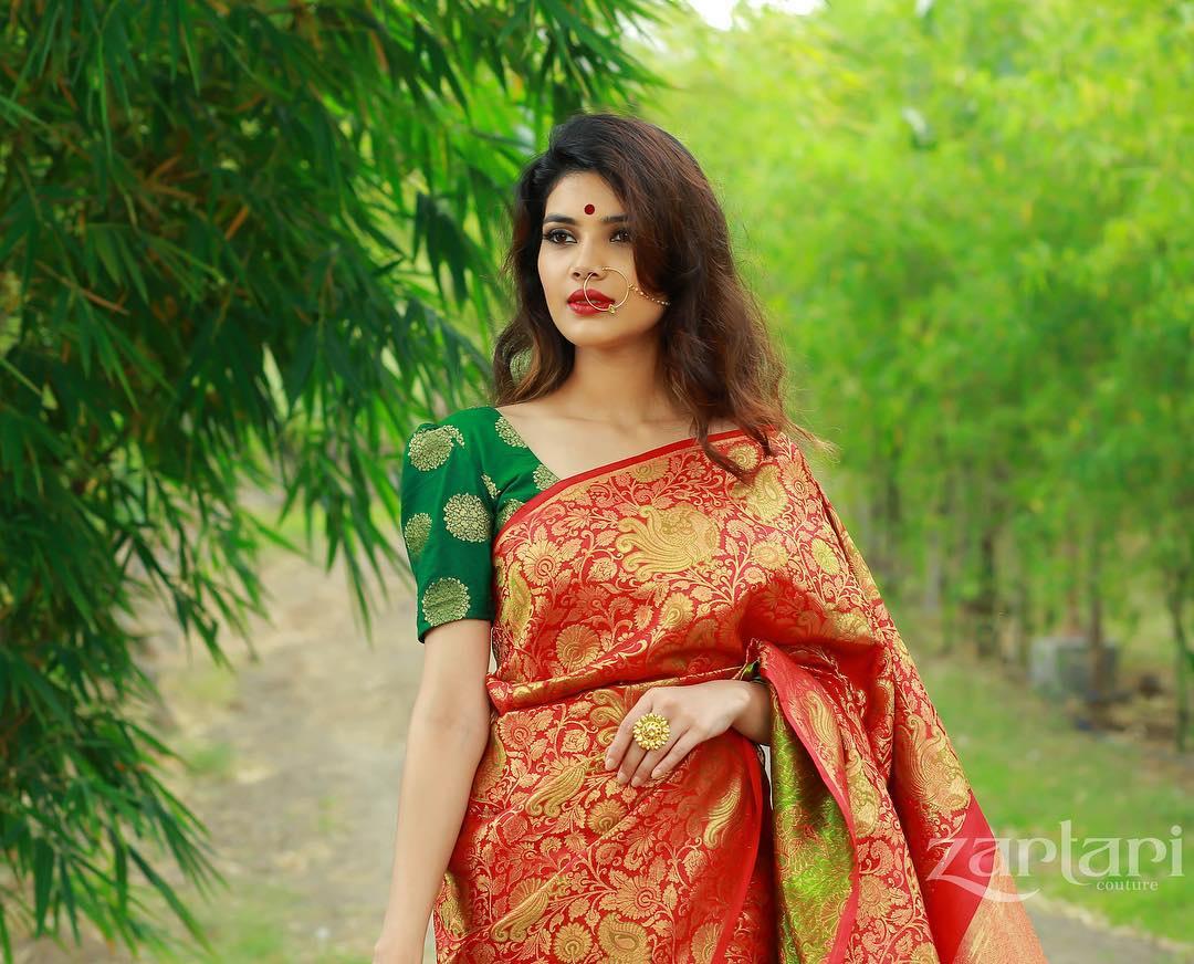 Orange Zari Work Banarasi Saree – kalapushpi.co.in