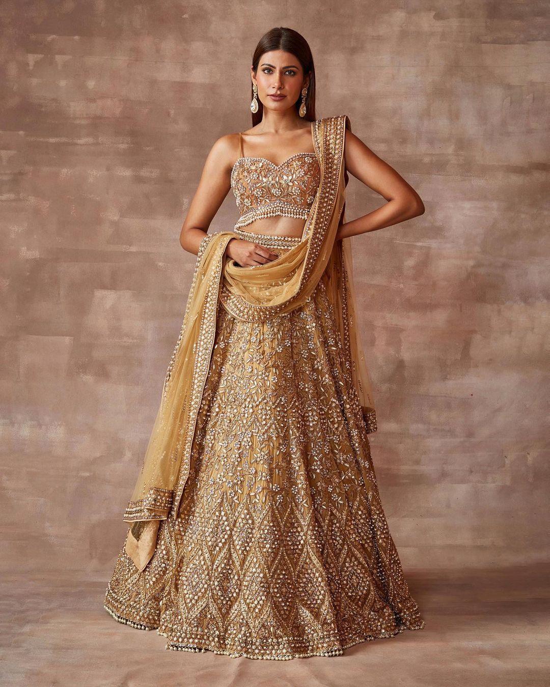 What to wear for an Indian Wedding as a Guest?