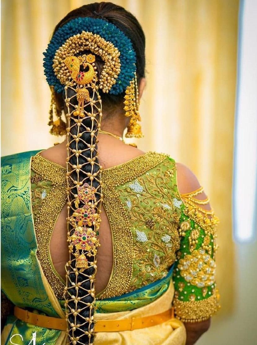 South indian bridal jade fir muhurtham look with goldplated jadebillae by  ma… | Indian bridal hairstyles, Bridal hairstyle indian wedding, Indian  wedding hairstyles