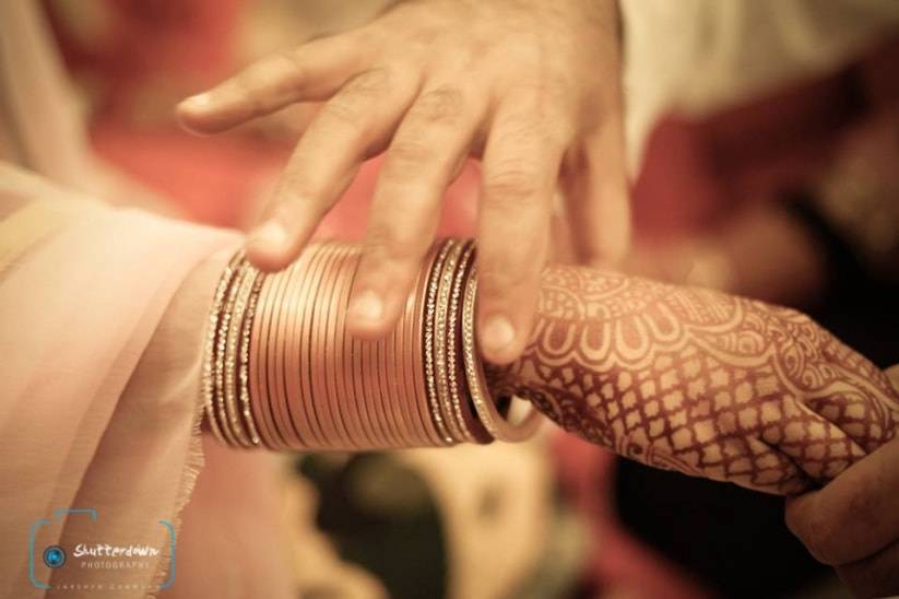 Get A Churiwala For These 5 Epic Fun Activities at your Wedding