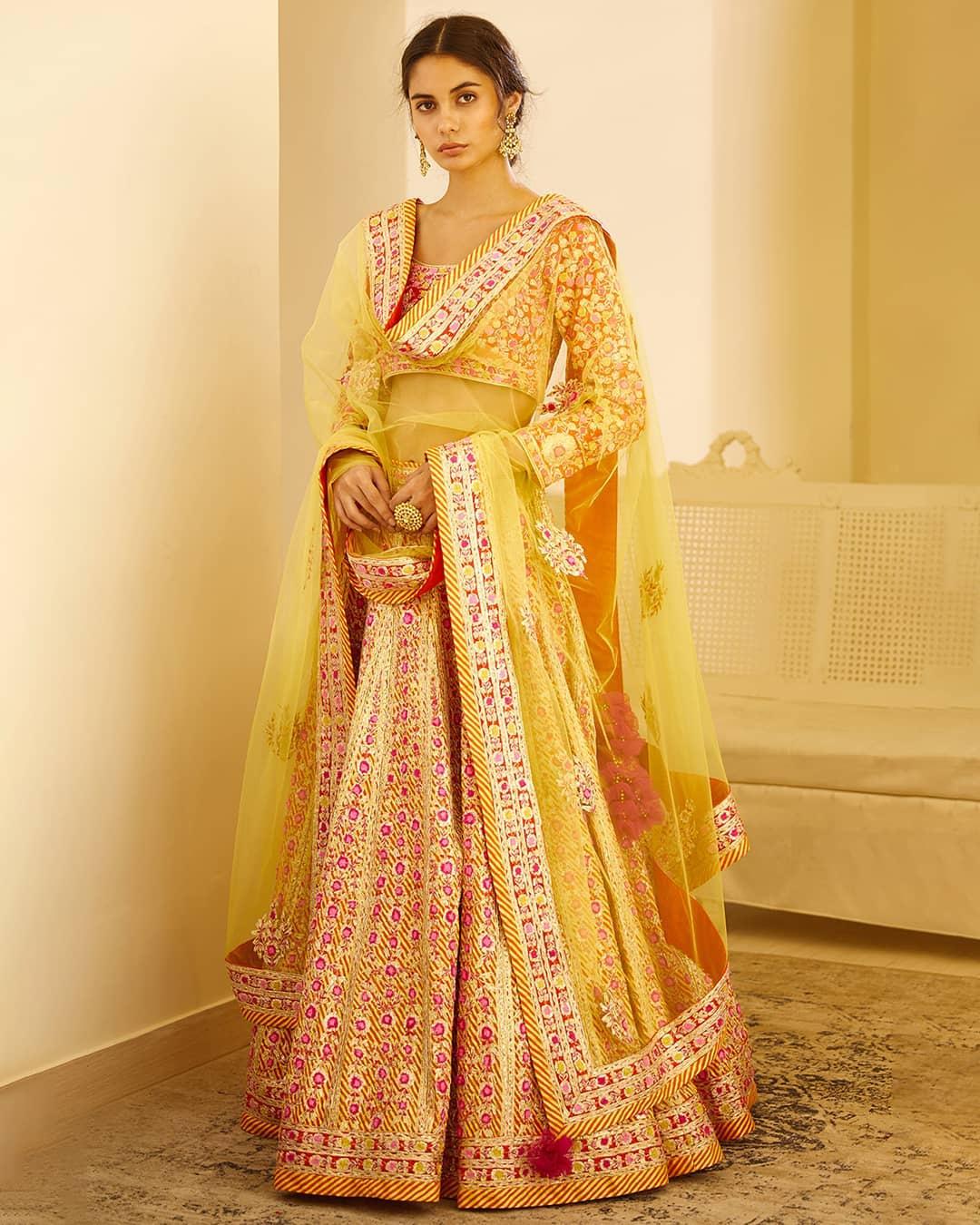 KARWACHAUTH-BOLLYWOOD-GEORGETTE-LEHENGA-CHOLI – ASHBHAV