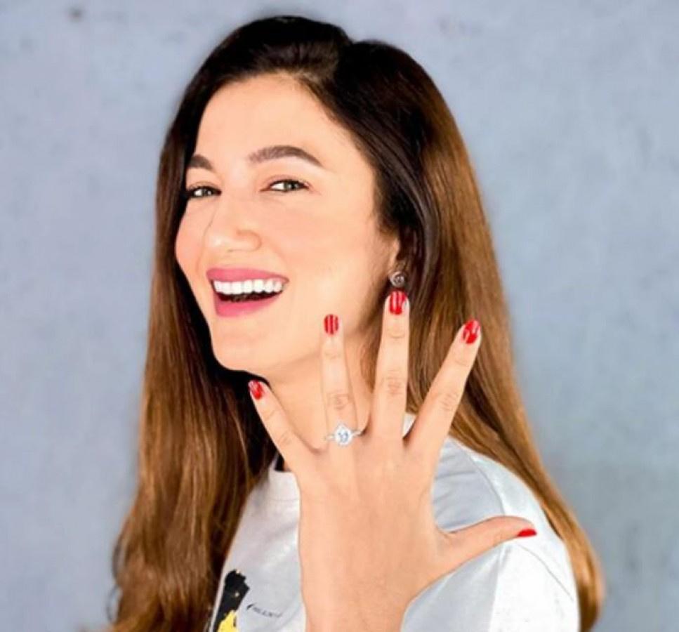 Alia, Kiara, Priyanka: Bollywood divas who own expensive diamond engagement  rings | Times of India