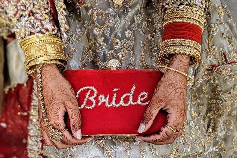 vintage life brides just married handbag