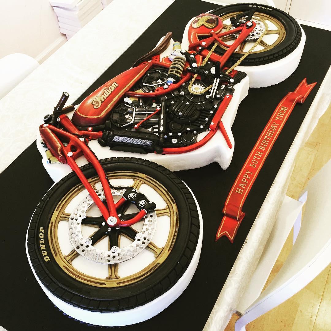 Bike on the Heart Cake