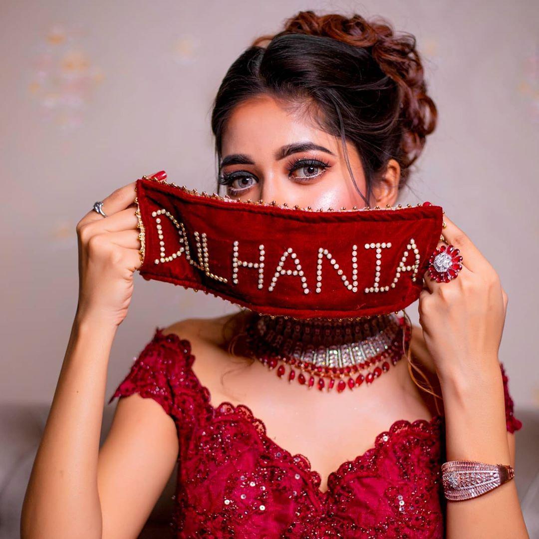 Lehenga Accessorizing Tips and Tricks | WNW