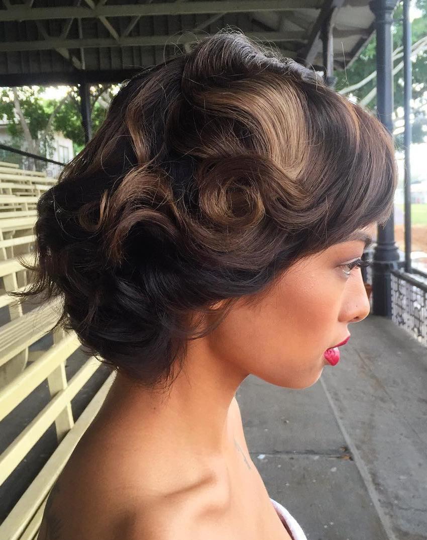 40 Pin Up Hairstyles for the Vintage-Loving Girl