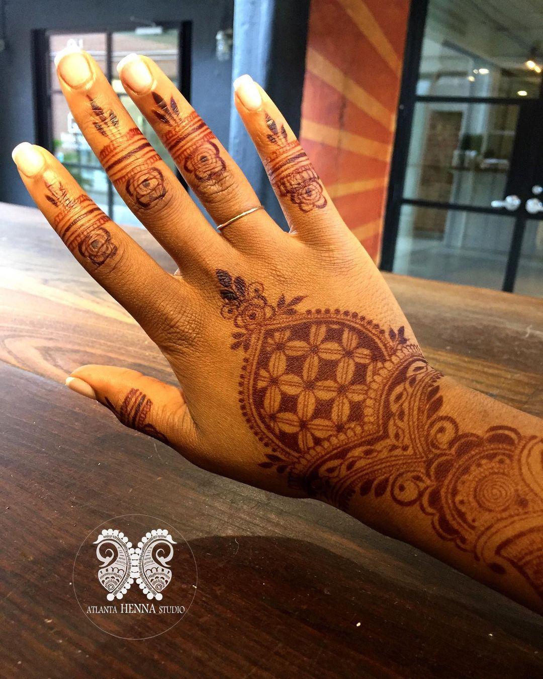 Arabic Rose hand mehendi design big flower henna design tutorial. |  #hennaart #mehendiart | By The mehndi art makes dulhan perfectFacebook