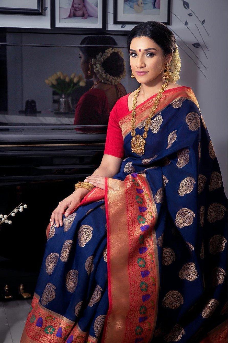 Sky Blue Banarasi Silk Saree With Blouse 268388