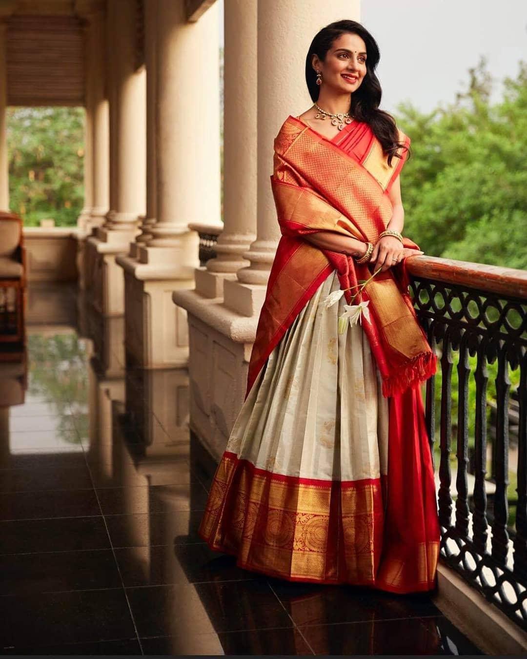 how to drape half saree for Traditional look | daawani wearing style | In  malayalam - YouTube