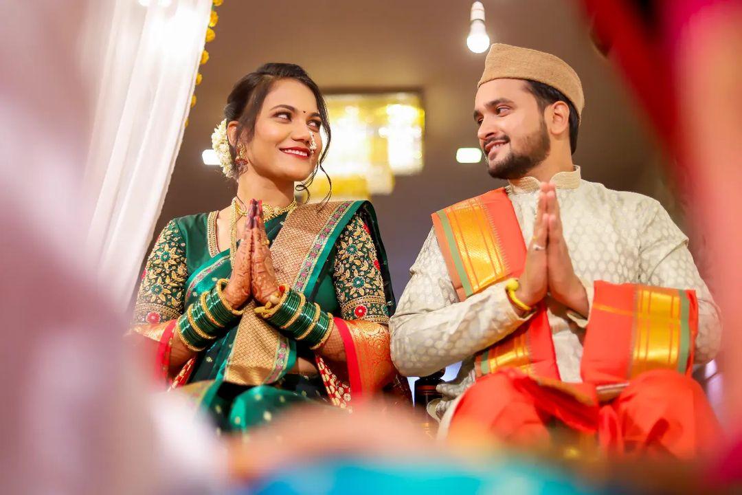 Mujhse Shaadi Karoge? | Indian wedding couple photography, Bridal  photography poses, Indian wedding photography poses