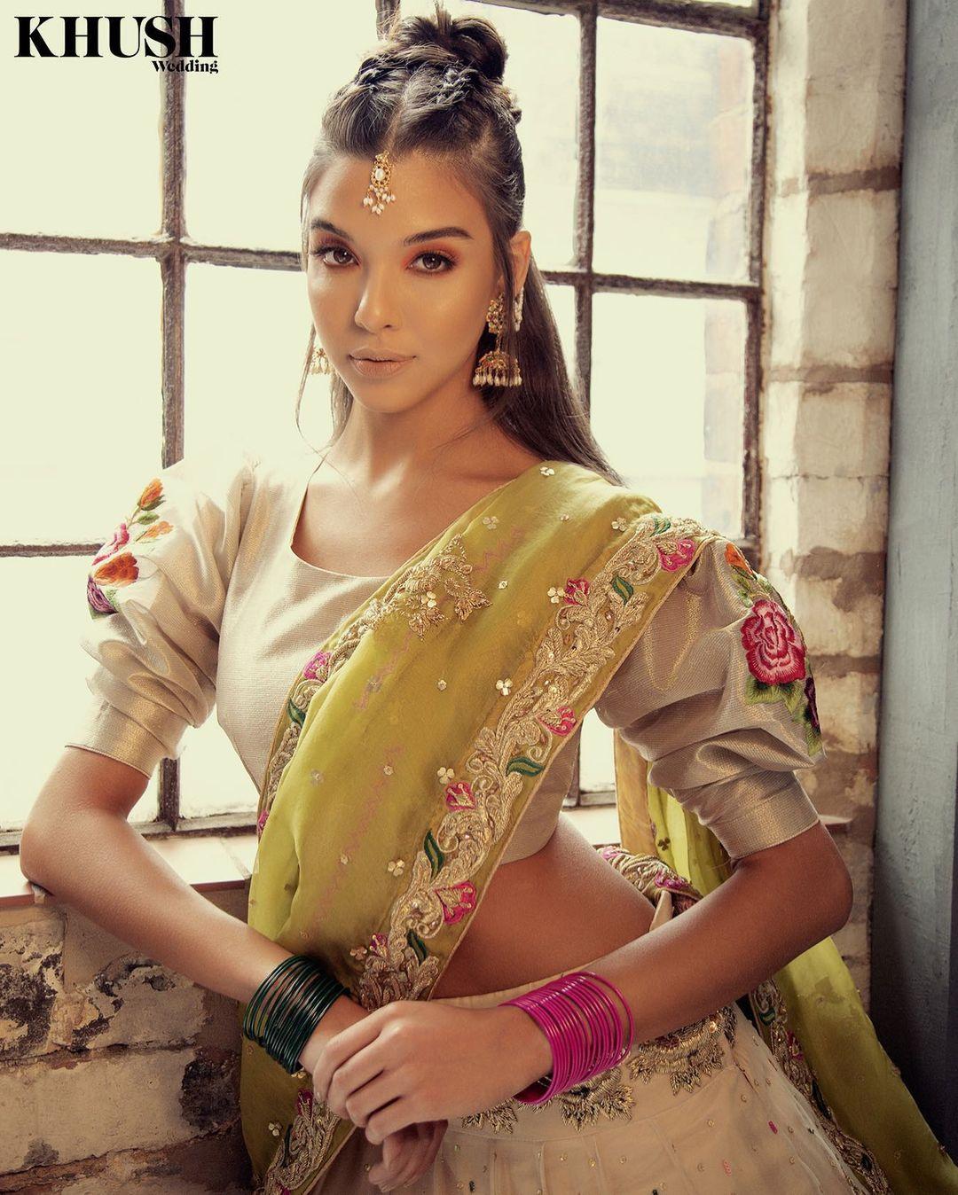 Buy Green Saree Organza Printed Leaf Neck Embroidered With Blouse For Women  by PUNIT BALANA Online at Aza Fashions.