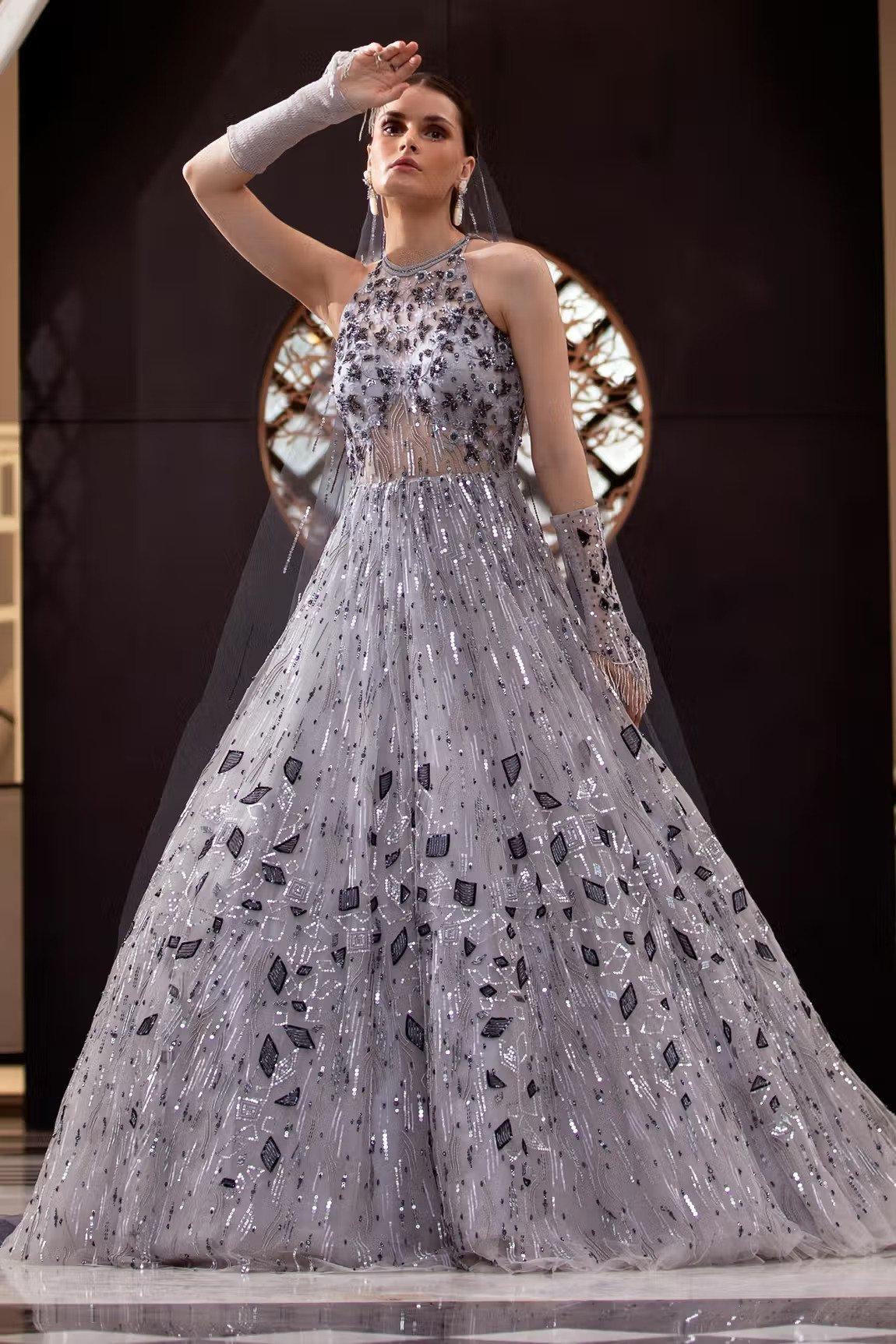 Silver Evening Gown (Look 30) from the Fall Winter 2018 / 2019 Couture  Collection by Zuhair Murad @zuhairmuradoff… | Evening gowns, Couture  dresses, Fashion dresses