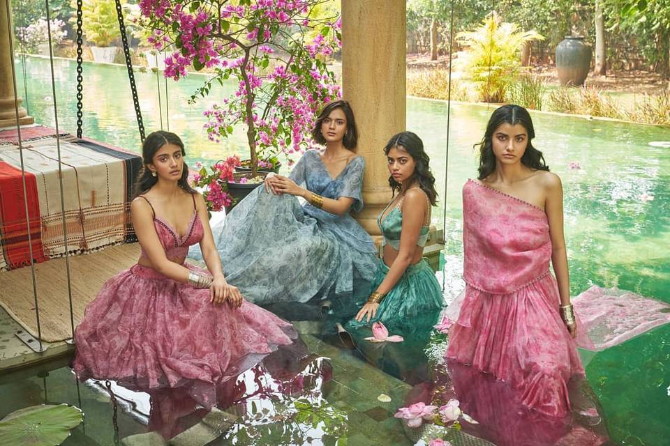 95322 ladies sangeet dress jade by monica karishma