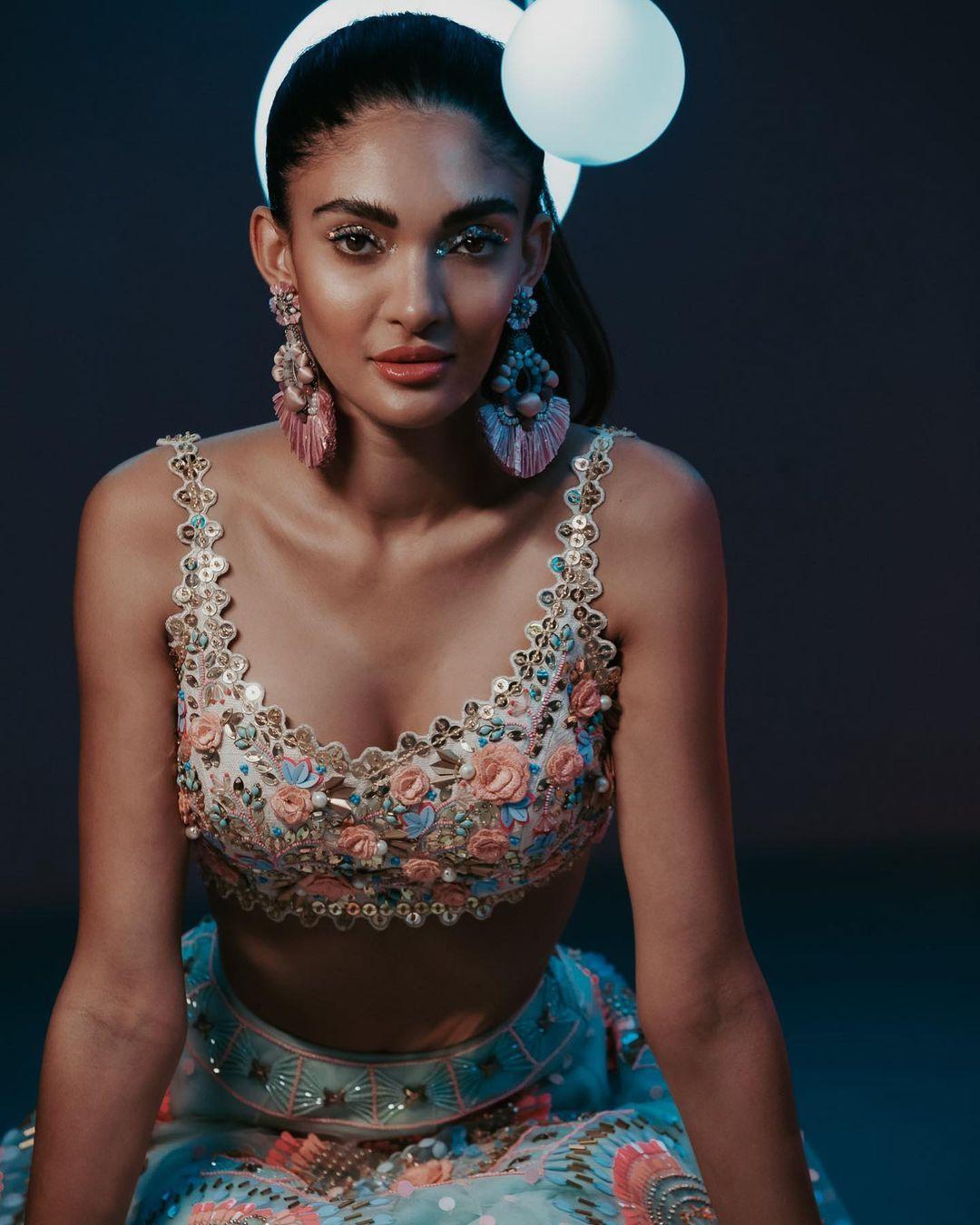 Buy Designer Dola Silk Lehenga Choli Set in Multi Color | Appelle Fashion