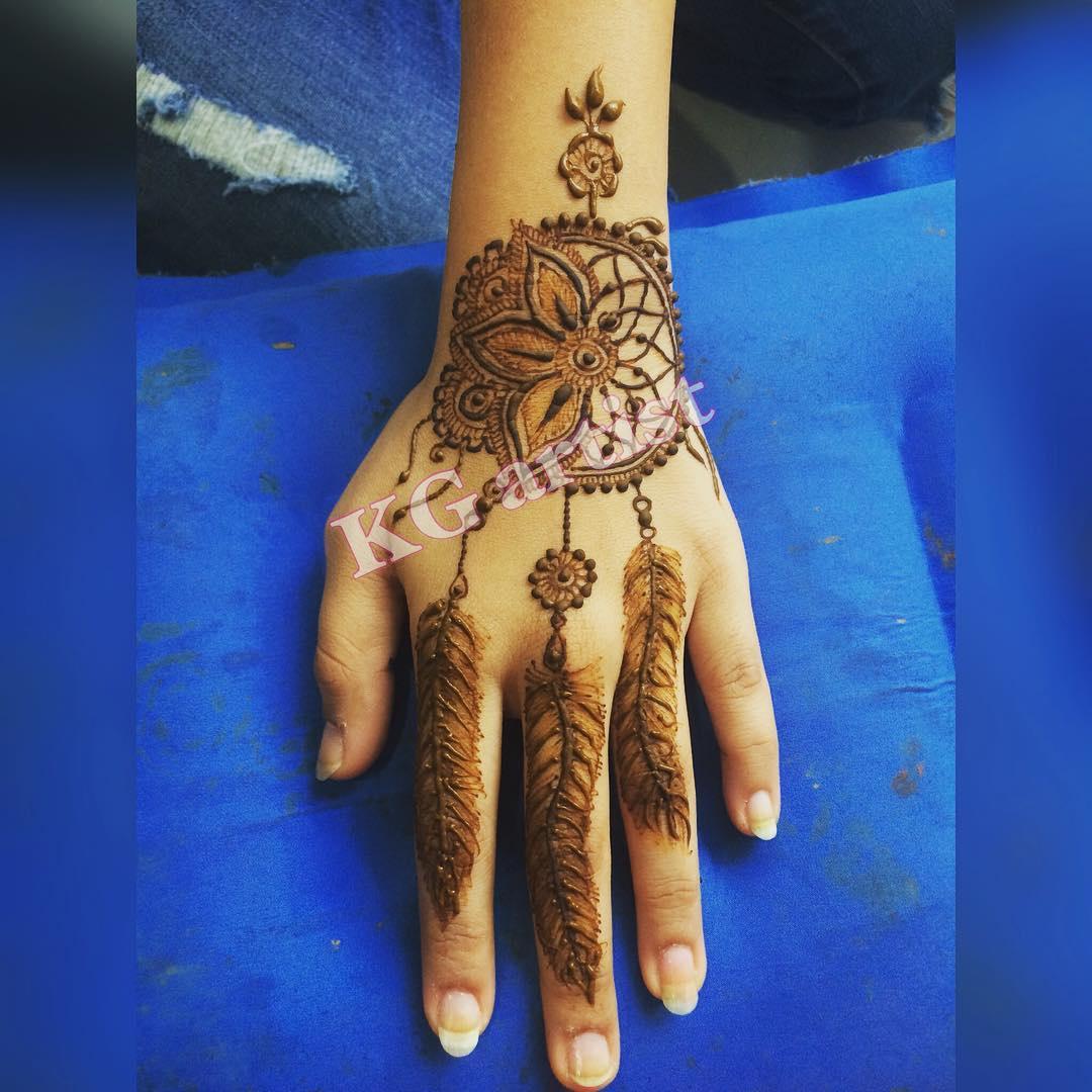 finger henna designs