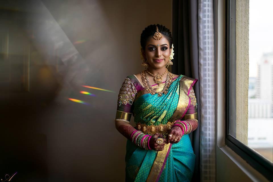 Real South Indian Brides & Sister who Coordinated Their Sarees | Brides  sister, Bridal sarees south indian, South indian bride