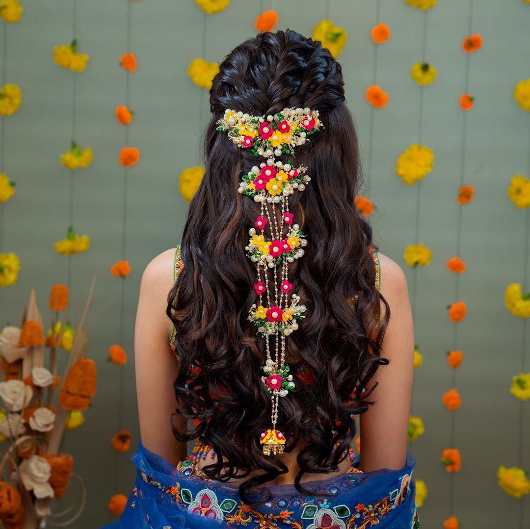 Indian Bridal Hairstyles For Sangeet - K4 Fashion | Peinados, Peinado xv  años, Peinados elegantes