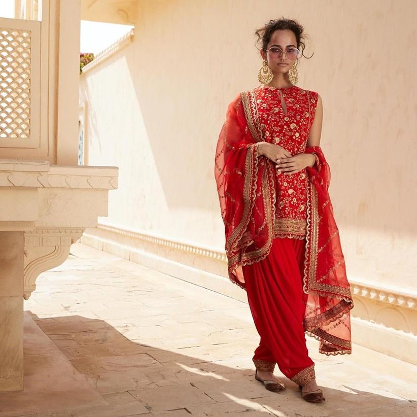 How And When To Wear Indian Punjabi Suits For A Fascinating Look? -  WorthvieW