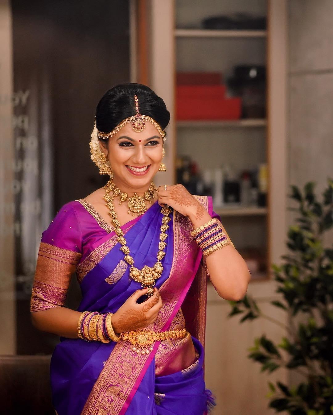 Rithu Manthra looks ethereal in a Kerala saree​ | Times of India