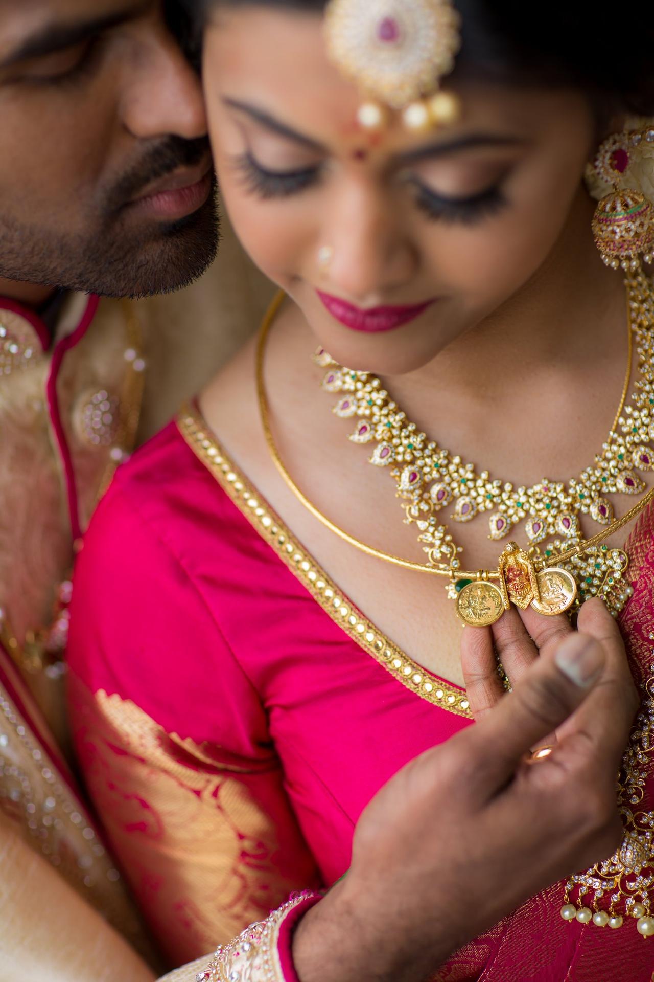 Thali sales wedding chain