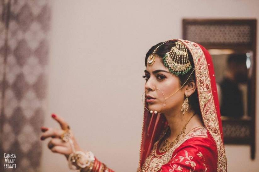 Complete Tutorial to Create the Perfect Pakistani Makeup for a Timeless Bridal Look