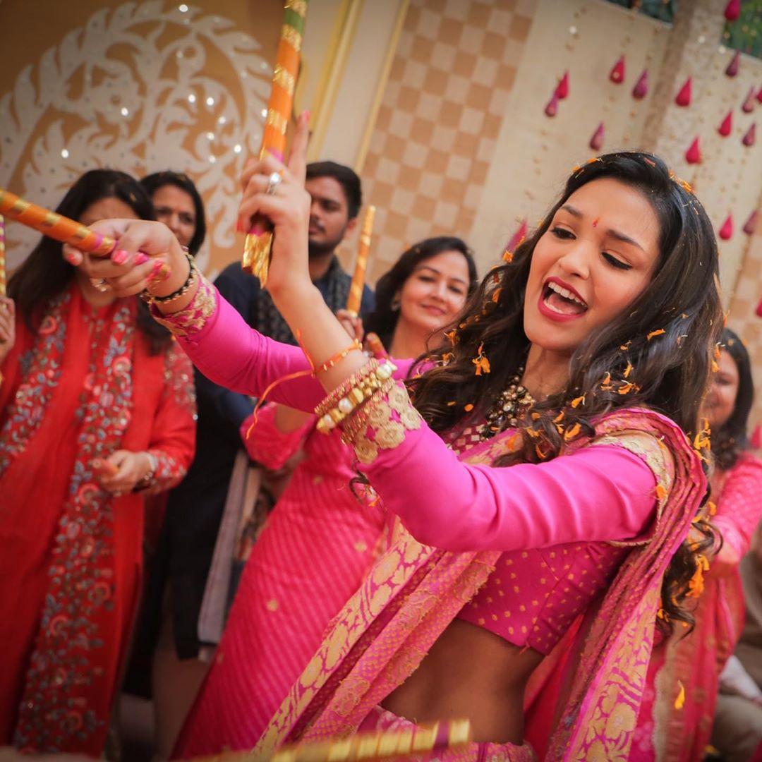 30 Best Haldi Photos From Indian Weddings You Cannot Miss!