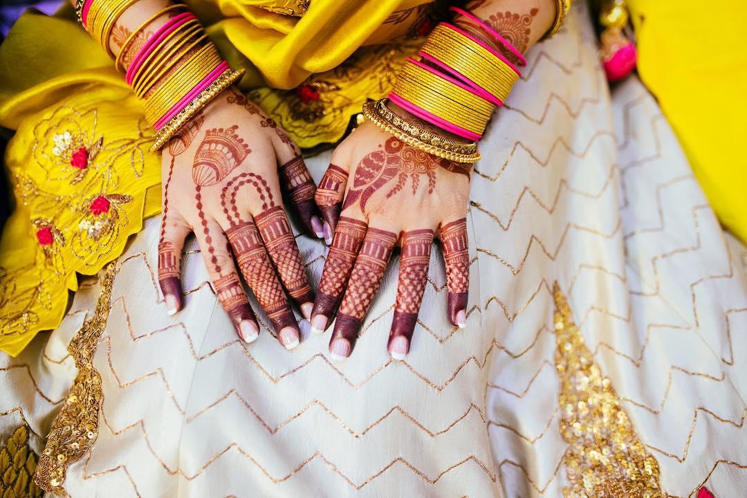 22 Easy Henna Designs For Beginners For Your Hands And Feet