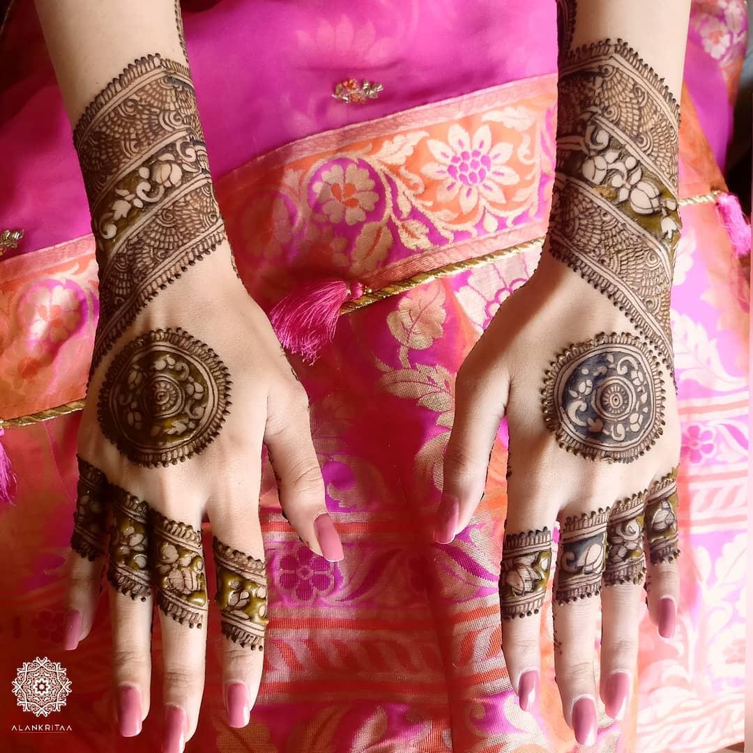 LATEST STYLISH UNIQUE ROUNDED BANGLE MEHNDI DESIGN - YouTube