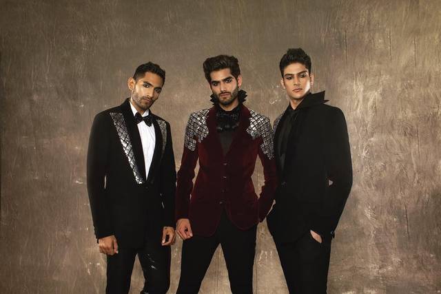 10 Manish Malhotra Suits That Are Perfect for the Groom and His Friends!