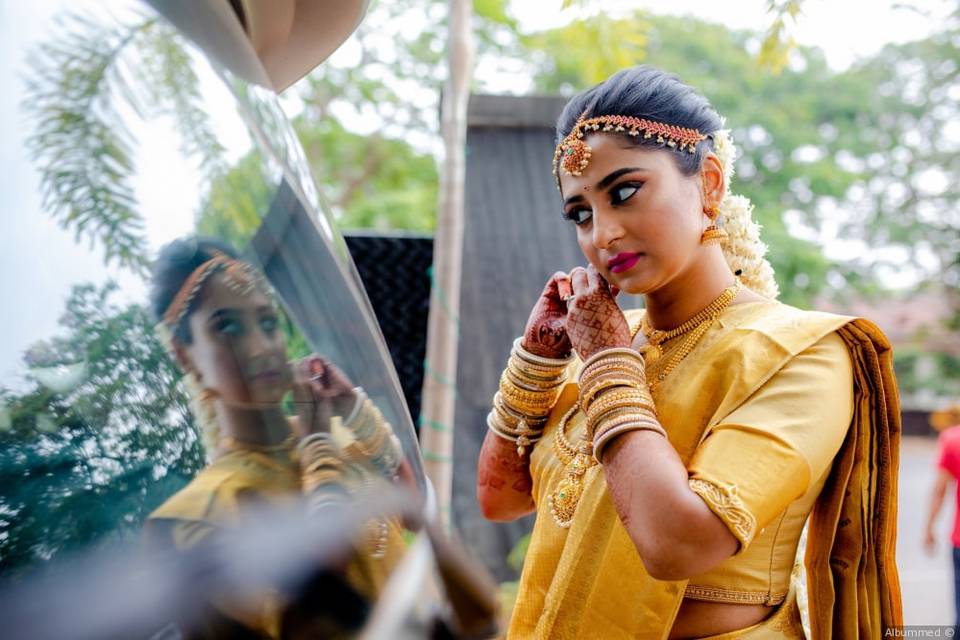 This Unique Hairdo Of Iyengar Brides Captured Our Hearts  WedMeGood